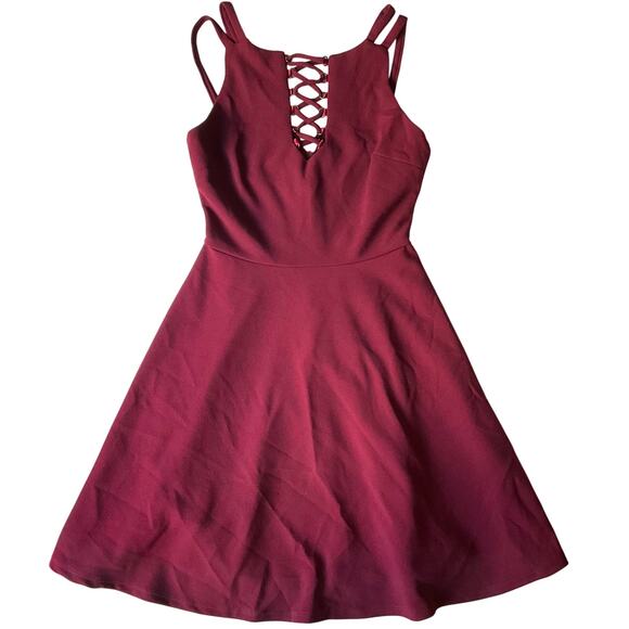 B. Darlin Women Mini Dress size XS Sleeveless A-line Deep Cut sexy Burgundy Red - Picture 1 of 8